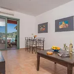 Blue Seaview 75 Sqm On Coast Apartment *