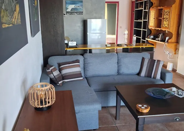 Blue Seaview 75 Sqm On Coast